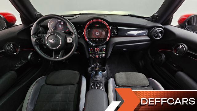 Mini COOPER JCW Pat Moss Edition 3rd купить на сайте DeffCars