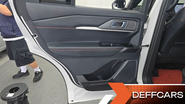 Ford EXPLORER 2.3 ST-Line 4WD купить на сайте DeffCars