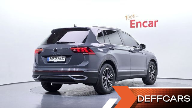 Volkswagen TIGUAN 2.0 TDI Premium купить на сайте DeffCars