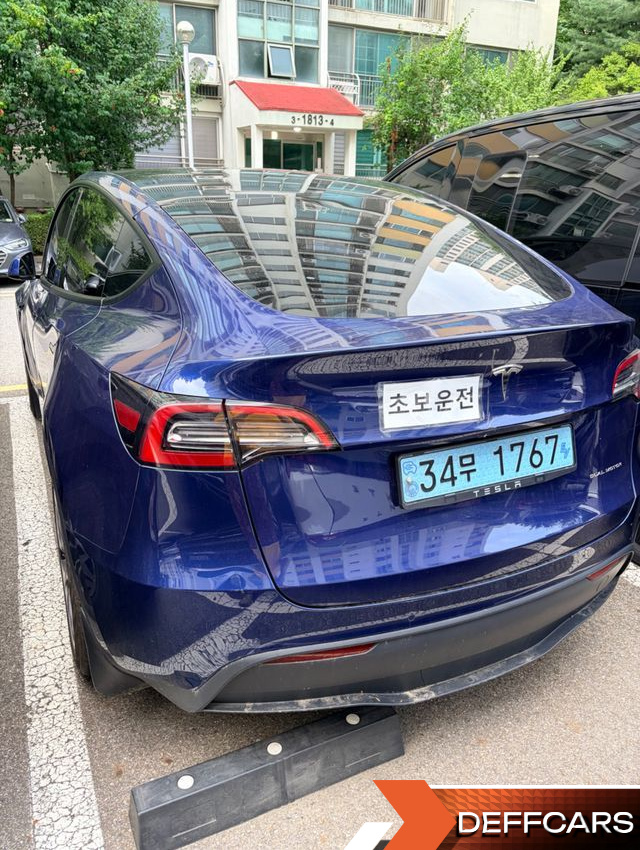 Tesla MODEL Y Long Range AWD купить на сайте DeffCars