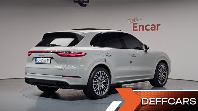 Porsche CAYENNE 3.0 PLATINUM EDITION купить на сайте DeffCars