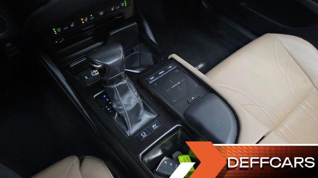 Lexus ES Luxury купить на сайте DeffCars