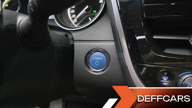Toyota CAMRY 2.5 XSE Hybrid купить на сайте DeffCars