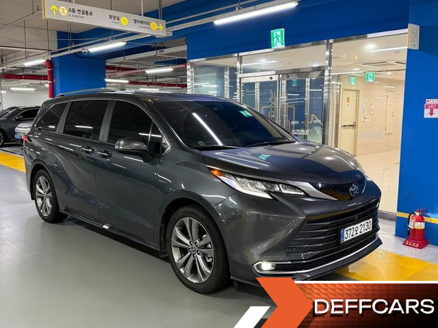 Toyota SIENNA 2.5 Hybrid 2WD купить на сайте DeffCars