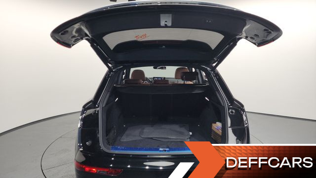 Audi Q5 45 TFSI Quattro Premium купить на сайте DeffCars