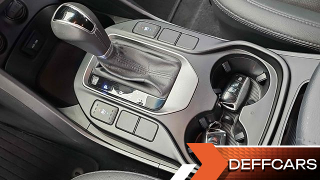 Hyundai SANTAFE Diesel(e-VGT) 2.0 4WD Premium купить на сайте DeffCars