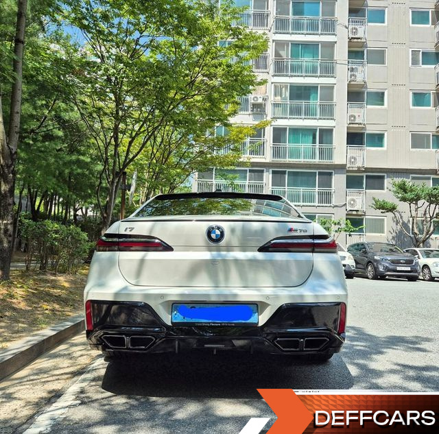 BMW I7 xDrive 60 M sport купить на сайте DeffCars