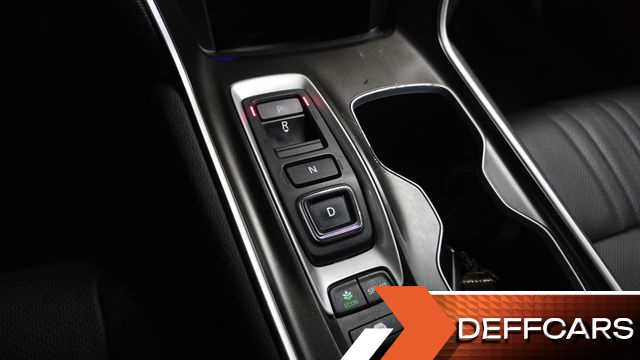 Honda ACCORD 2.0 Hybrid EX-L купить на сайте DeffCars