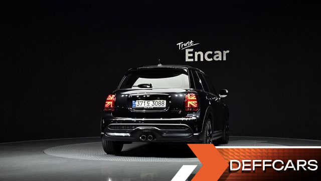 Mini COOPER 5Door Multitione Edition 3rd купить на сайте DeffCars