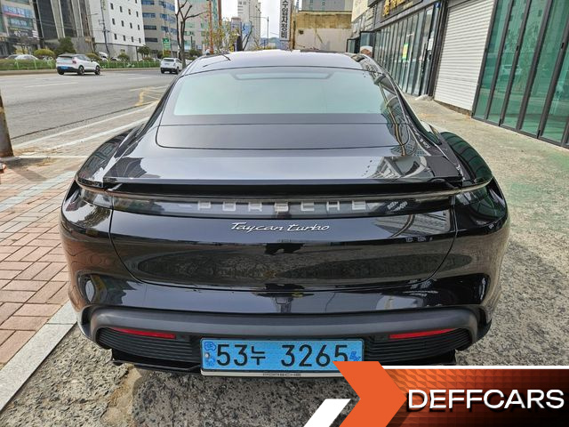 Porsche TAYCAN Turbo купить на сайте DeffCars