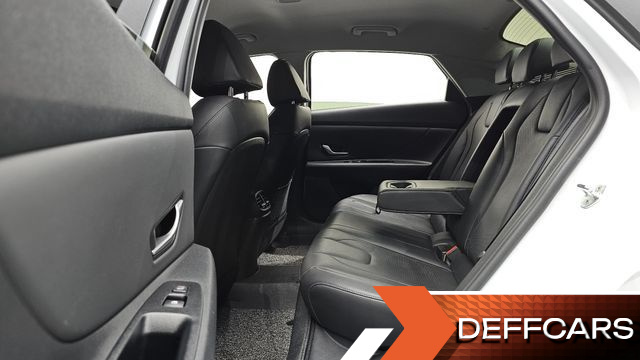 Hyundai AVANTE 1.6 Inspiration купить на сайте DeffCars