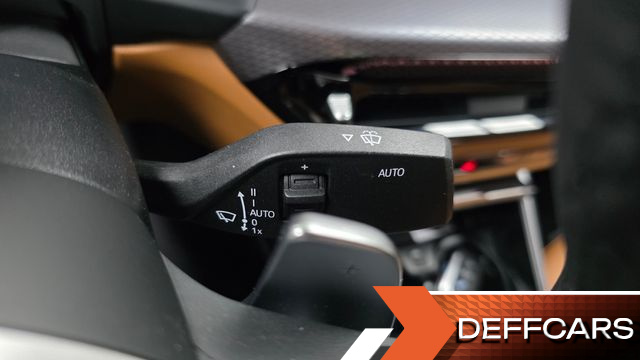 BMW 3-SERIES 320i M Sport купить на сайте DeffCars
