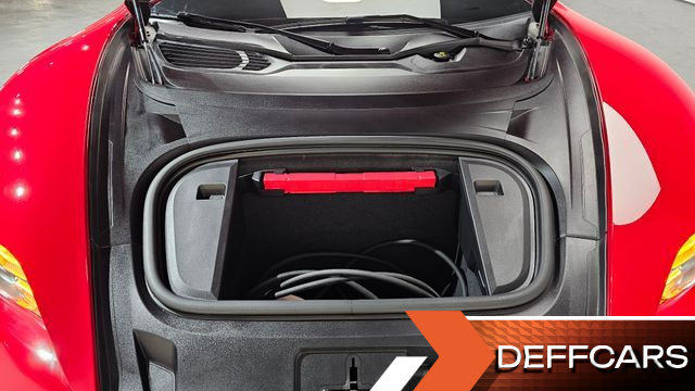 Porsche TAYCAN 4S купить на сайте DeffCars