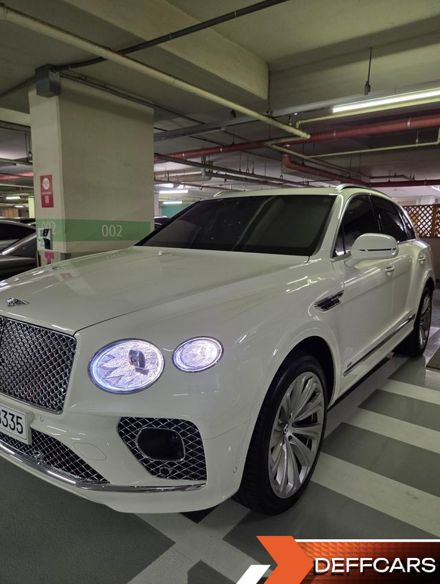 Bentley BENTAYGA 4.0 V8 купить на сайте DeffCars