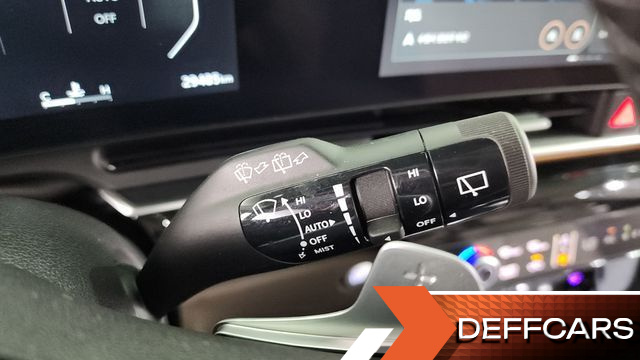 Kia CARNIVAL 9-Seater Signature купить на сайте DeffCars
