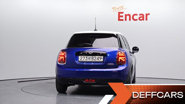 Mini COOPER 5Door Standard 3rd купить на сайте DeffCars