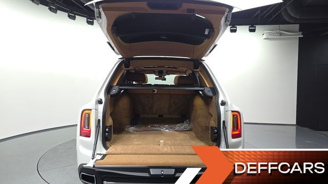 Rolls-Royce CULLINAN 6.7 V12 купить на сайте DeffCars