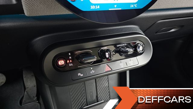 Mini COOPER 5 Door Favoured купить на сайте DeffCars