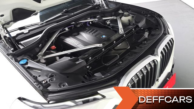 BMW X7 xDrive 40i M Sport 6STR купить на сайте DeffCars