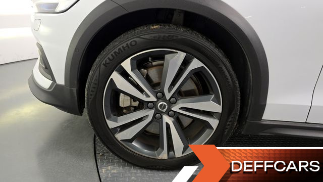 Volvo V60 T5 Pro AWD купить на сайте DeffCars