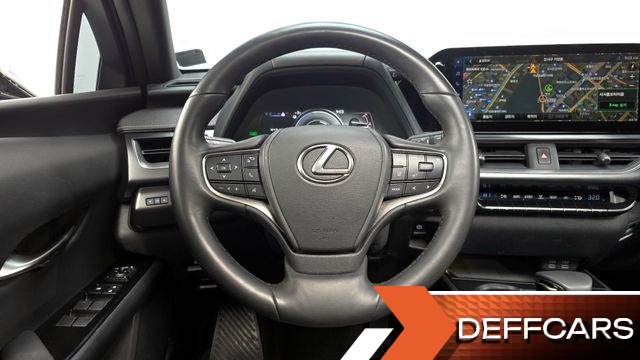 Lexus UX 2.0 2WD купить на сайте DeffCars