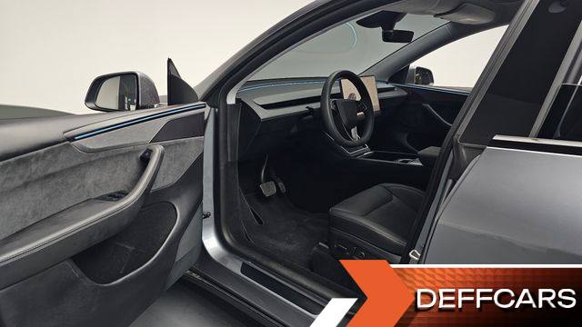 Tesla MODEL Y Long Range AWD купить на сайте DeffCars
