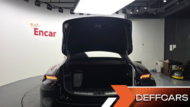 Porsche TAYCAN 4S купить на сайте DeffCars