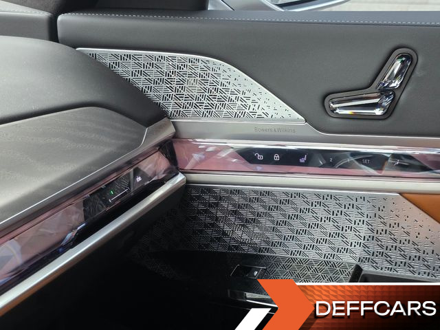 BMW I7 xDrive 60 Design Pure Excellence купить на сайте DeffCars
