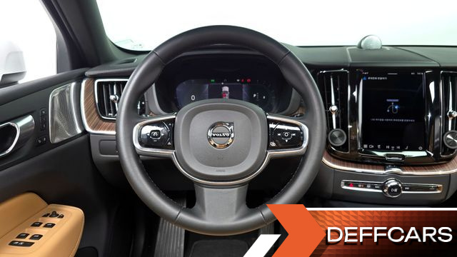 Volvo XC60 B5 Ultimate Bright купить на сайте DeffCars