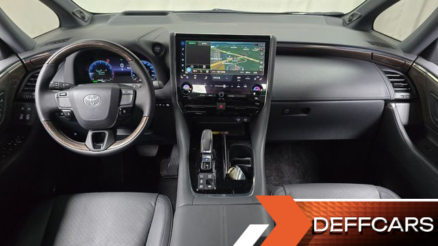 Toyota ALPHARD 2.5 HEV Executive AWD купить на сайте DeffCars