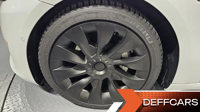 Tesla MODEL 3 Long Range AWD купить на сайте DeffCars