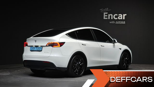 Tesla MODEL Y Long Range AWD купить на сайте DeffCars
