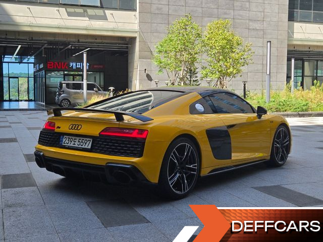 Audi R8 5.2 V10 Performance Coupe купить на сайте DeffCars