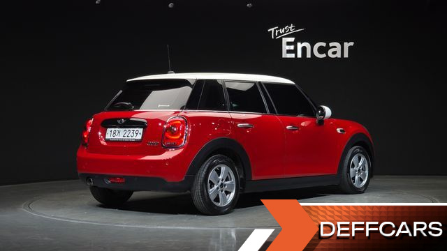 Mini COOPER 5Door Standard 3rd купить на сайте DeffCars