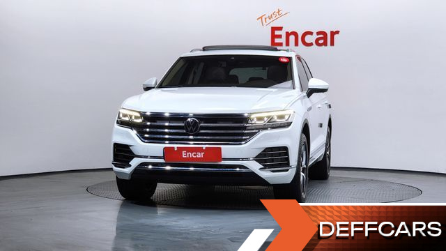 Volkswagen TOUAREG 3.0 TDI Prestige купить на сайте DeffCars