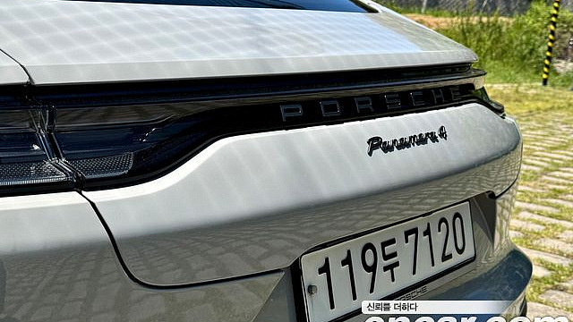 Porsche PANAMERA 2.9 AWD Platinum Edition купить на сайте DeffCars