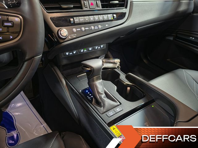 Lexus ES Executive купить на сайте DeffCars