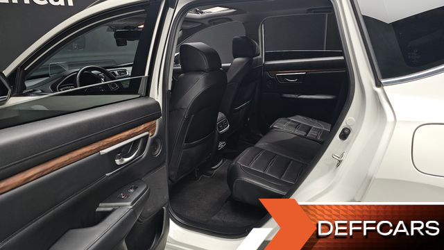 Honda CR-V 1.5 Touring 4WD купить на сайте DeffCars