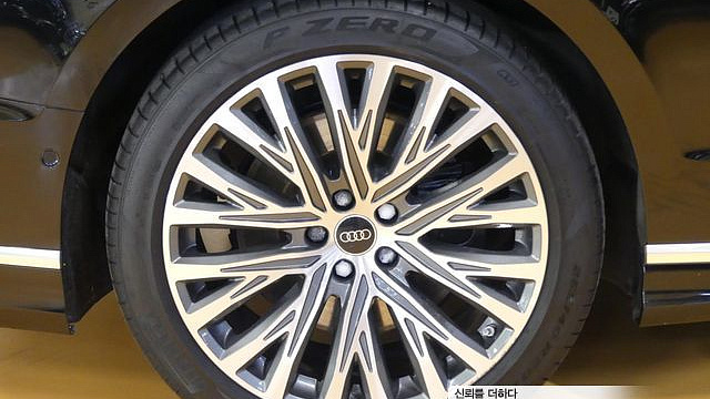 Audi A8 55 TFSI Quattro Premium LWB купить на сайте DeffCars