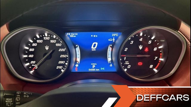Maserati LEVANTE 3.0 AWD GranSport купить на сайте DeffCars