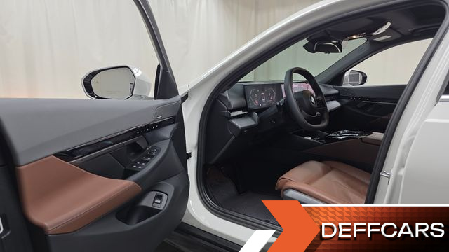 BMW 5-SERIES 530i xDrive купить на сайте DeffCars