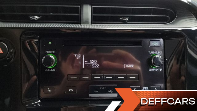 Toyota PRIUS 1.5 купить на сайте DeffCars