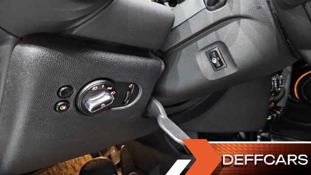 Mini COOPER 5Door Classic Third Generation купить на сайте DeffCars
