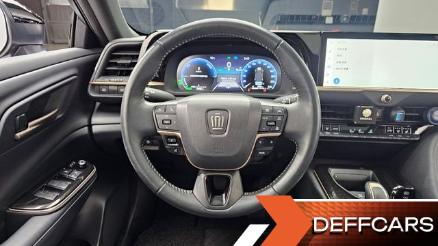 Toyota CROWN 2.5 4WD Hybrid купить на сайте DeffCars