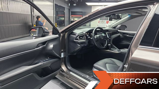Toyota CAMRY 2.5 купить на сайте DeffCars