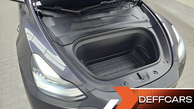 Tesla MODEL Y Long Range AWD купить на сайте DeffCars