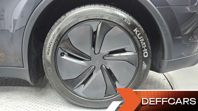 Tesla MODEL Y Long Range AWD купить на сайте DeffCars