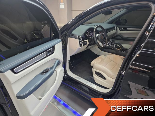 Porsche CAYENNE 3.0 E-HYBRID PLATINUM EDITION купить на сайте DeffCars