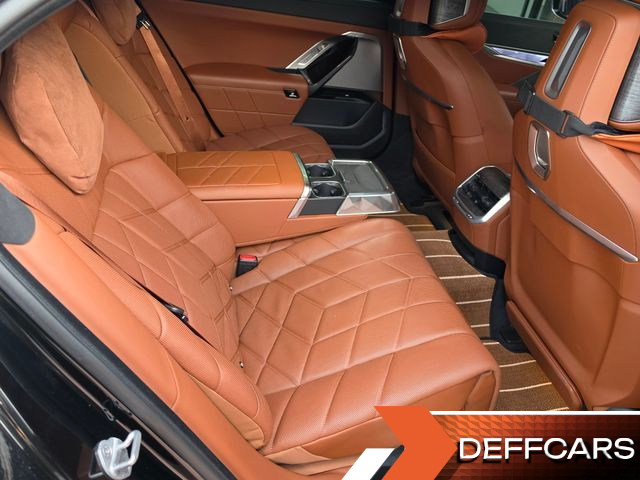 BMW 7-SERIES 740i sDrive M Sport купить на сайте DeffCars