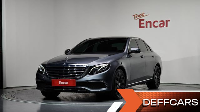 Mercedes E-CLASS E400 4MATIC Exclusive купить на сайте DeffCars